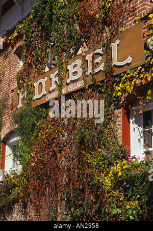 Kalifornien Sonoma County Korbel Champagner Keller äußere Zeichen Stockfoto