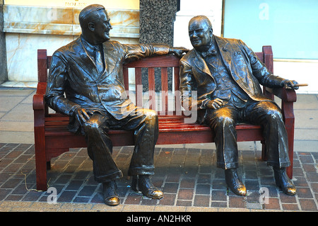 New Bond Street, Statuen auf Bank Stockfoto