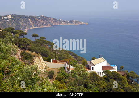 Die Küste der Costa Brava zwischen Sant Feliu de Guixols und Tossa de Mar, Mittelmeer, Katalonien, Spanien, Europa. Stockfoto