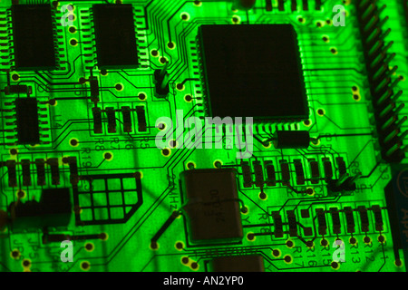 Elektronikplatine mit ICs und Smt-Geräte Stockfoto