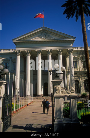 Chilenen, Chilenischen Mann, chilenische Frau, Paar, Touristen, Besucher, Besuch, Ministerium für Auswärtige Angelegenheiten, Santiago, Chile, Südamerika Stockfoto