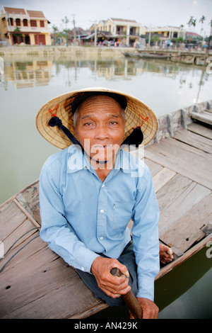 Vietnamesische Mann in Hoi an ein Stockfoto