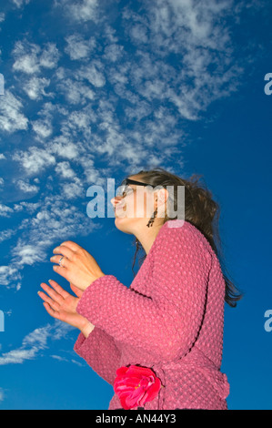 Ein Fan, klatschte in die Hände in einem Konzert in Pori Jazz Festival in Finnland Europa Stockfoto