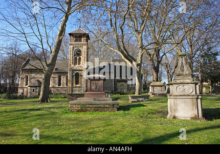 Alte St Pancras Kirche und Friedhof Stockfoto