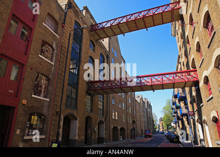 Viktorianischen Ära Gantries, Wapping Hautpstraße Stockfoto