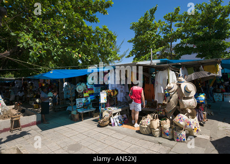 Lokalen Marktstände auf den Craft Market, Ocho Rios, Jamaika, Karibik, West Indies Stockfoto