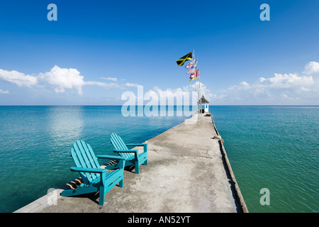 Anlegestelle in der Nähe von Shaw Park Hotel, Ocho Rios, Jamaika, Karibik, West Indies Stockfoto