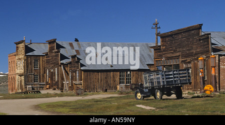 Kalifornien Bodie State Historic Park Ghost Town LKW vor General store Stockfoto