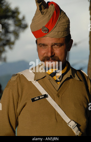 Ein Porträt von einem indischen militärischen Mann in voller uniform Indien Stockfoto