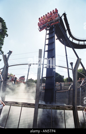 Die Vergessenheit fahren im Freizeitpark Alton Towers in Staffordshire UK Stockfoto