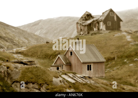 Verlassene Walfang Dorf von Kangerq in Nuuk Fjord außerhalb Grönlands Hauptstadt Stadt Nuuk, seit 4.000 Jahren bis 1970 bewohnt Stockfoto