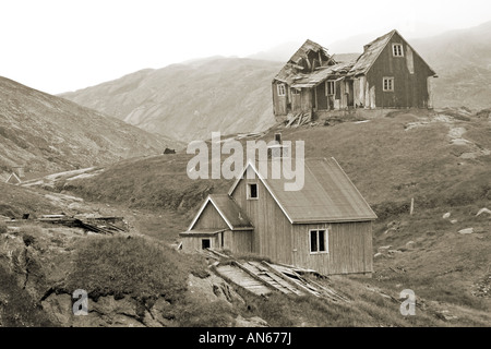 Verlassene Walfang Dorf von Kangerq in Nuuk Fjord außerhalb Grönlands Hauptstadt Stadt Nuuk, seit 4.000 Jahren bis 1970 bewohnt Stockfoto