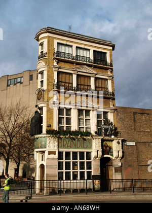 Der schwarze Mönch Public House, 174 Queen Victoria Street, London EC4V 4EG Stockfoto