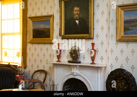 ILLINOIS Galena innere Heimat von Ulysses S Grant Porträt über dem Kamin ehemaligen amerikanischen Präsidenten Bürgerkrieg Held Stockfoto