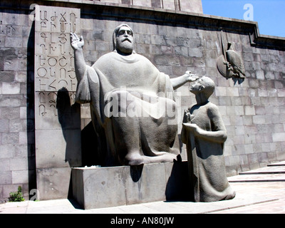 Statue der Heiligen Mesrop Mashtots, Matenadaran Eriwan, Armenien Stockfoto