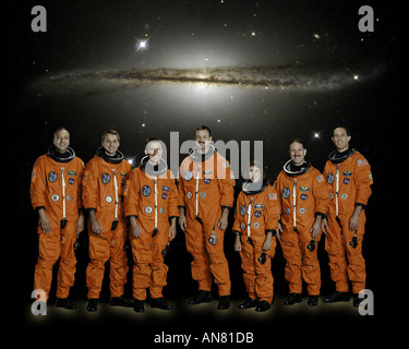 Sieben Astronauten STS-109 Mission stellen traditionelle Pre-Flight Crew Porträt Stockfoto