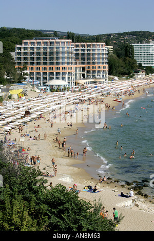 St St Constantine Helena Urlaub Tourist Chaise Lounge Dach Schwimmbad Bucht Pier Strand Resort Schwarzmeerküste typische ein Stockfoto