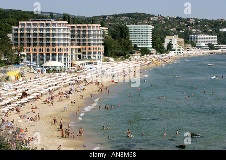 St St Constantine Helena Urlaub Tourist Chaise Lounge Dach Schwimmbad Bucht Pier Strand Resort Schwarzmeerküste typische ein Stockfoto