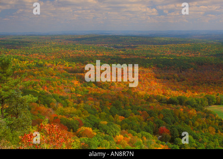 Blick nach Osten vom Kittatinny Mountain entlang der Appalachian Trail, Delaware Water Gap National Recreation Area, New Jersey, USA Stockfoto