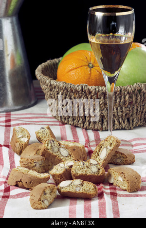 Cantucci e Vinsanto Stockfoto