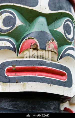 Totempfahl "Gesicht" Stockfoto