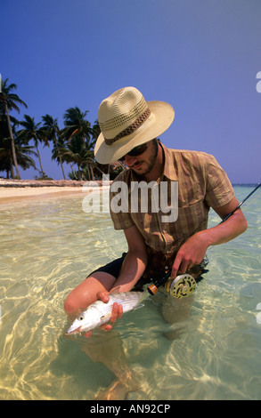 Knochen Angeln Ranguana Caye, Belize Stockfoto