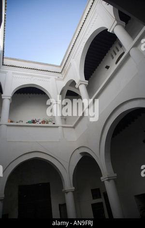 Traditionellen andalusischen Patio in einem Medina Haus, Tetouan, Marokko Stockfoto