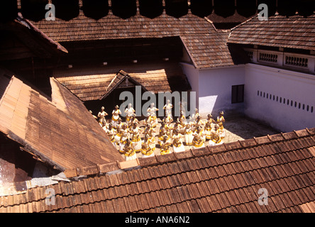 MOHINIYATTAM KÜNSTLER IN KUTHIRAMALIKA TRIVANDRUM Stockfoto