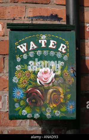 Malte Wasser Schrank am Grand Union Canal an der Saltisford Warwick in England Stockfoto