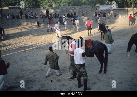 Pakistan NWFP lokale Beschriftung Stammesgebiet Gilgit Polospiel Stockfoto