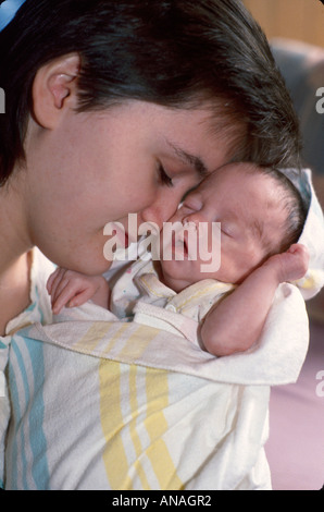 Alabama Baldwin County, Elsanor, Teenager-Mutter, Mama, Frühbabys, Säugling, Gesundheit, Bindung, Decke, Besucher reisen Reise Reise Tourismus Land Stockfoto