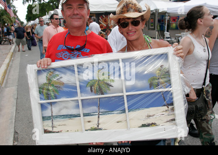 Ft. Fort Lauderdale, Florida, Las Olas Boulevard, Labor Day Weekend Art Fair, Malerei, Kauf, Paar, Erwachsene, Erwachsene, Besucher reisen Reisetourist Stockfoto