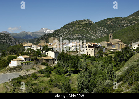 Das Dorf Binies zu Beginn des Anso-Tal, Spanien, Pyrenaeen Stockfoto