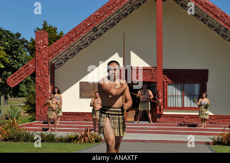 Empfang für die Tanzperformance, Maori Dorf, whakararewa, Rotorua, nord Island, Neuseeland Stockfoto