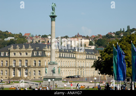 Schlossplatz mit Jubilee-Spalte (Jubiläumssäule) und neuen Palast (Neues Schloss), Stuttgart (Schlossplatz) Stockfoto