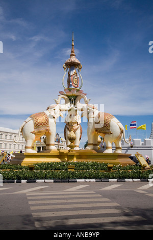 Elefant-Kreisverkehr in der Nähe des Grand Palace in Bangkok Thailand Stockfoto
