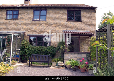 Rückansicht des modernen 1983 gefälschte Hamstone House, Somerset, England, Englisch, West, Land, Westcountry, groß, Großbritannien, British, Stockfoto