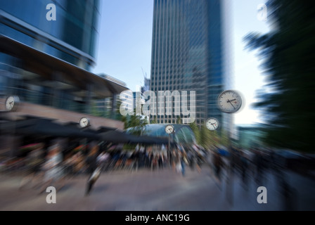 Konzeptbild Zeit ist Geld Hauptverkehrszeit stress Stockfoto