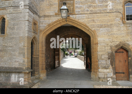 Taunton Stadtzentrum High Street Eingang Somerset County Burgstadt England uk gb Stockfoto