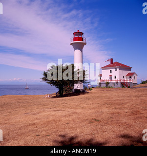 Georgina Point Lighthouse auf Mayne Island in den südlichen Gulf Islands in British Columbia Kanada im Jahre 1885 gebaut. Stockfoto