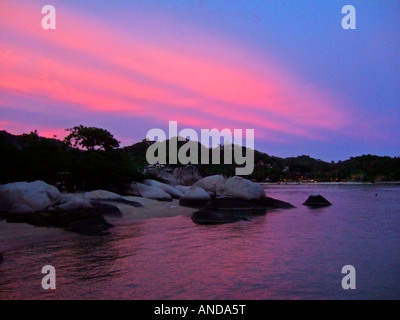 Sonnenuntergang in Ao Chalok Baan Kao Koh Tao Thailand JPH0028 Stockfoto