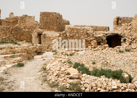 Tarmeisa, Libyen. Eine verlassene Berber Steindorf in der Jebel Nafusa. Stockfoto