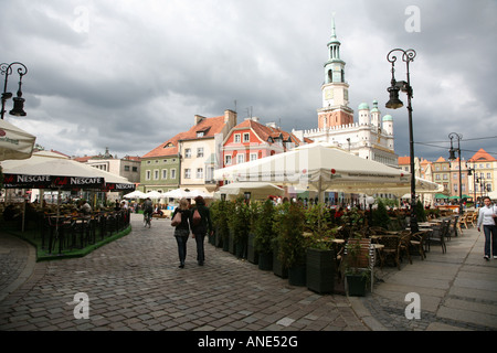 Poznan Poznania Polen Polska polnischen Markt Architektur Gebäude Sitz Platz alte Zentrum Häuser bunt Farbe Kunst desi Stockfoto