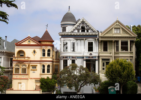 Drei der berühmten Painted Ladies viktorianischen Häusern, Kalifornien, USA Stockfoto