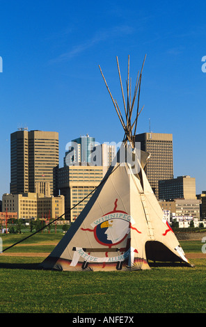 Tipi, die Gabeln National Historic Site Winnipeg, Manitoba, Kanada. Stockfoto