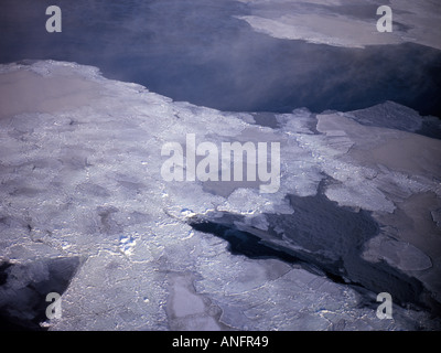 Schmelzen der Eisdecke, Hudson Bay, Pfannkuchen-Eis, Wapusk-Nationalpark, Manitoba, Kanada Stockfoto