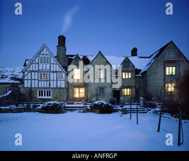 GB - WORCESTERSHIRE: Bredons Norton Manor in der Nacht Stockfoto