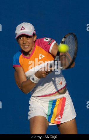 Marion Bartoli Erträge dienen bei der 2005 Acura Classic, La Costa, Kalifornien Stockfoto