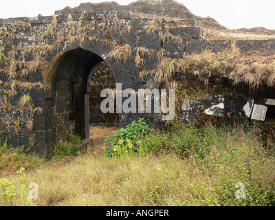 Torna Fort oder Prachandagad ist historisch bedeutsam als das erste Fort von Shivaji Maharaj im Jahr 1646 im Alter von 16, Maharashtra, Indien gefangen genommen Stockfoto