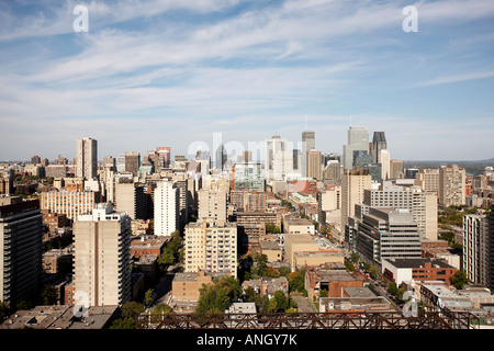 Luftaufnahme der Innenstadt von Montreal nach Osten von Atwater Street, Montreal, Quebec, Kanada. Stockfoto